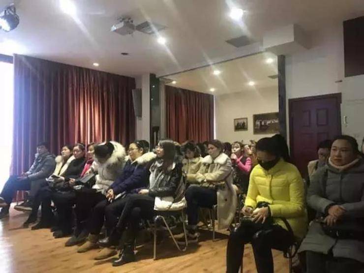 【报道】读谱与琴谱版本的选择|彩乐园艺术家鲍释贤大师班洛阳站圆满结束。诤悠担
