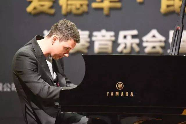 2018年彩乐园亚洲音乐奖学金河南大学启动仪式<br /> 暨彩乐园海外艺术家爱德华·昆斯音乐活动圆满结束