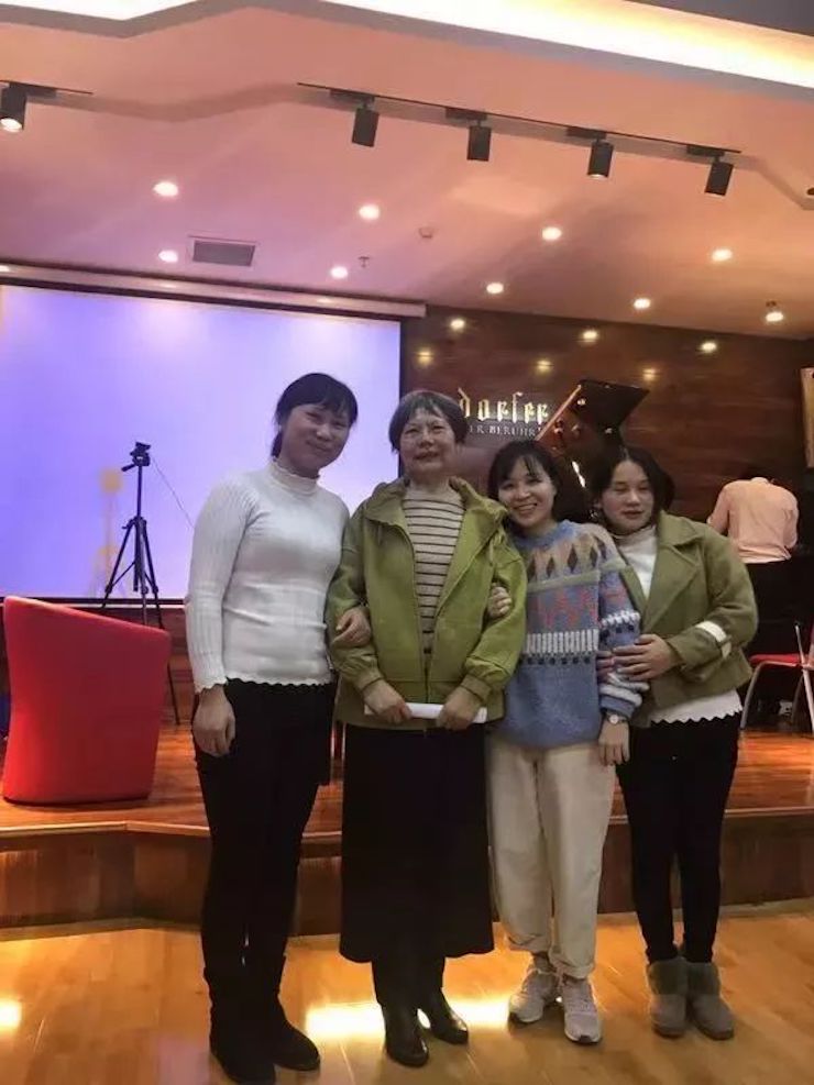 彩乐园特邀艺术家白志娴