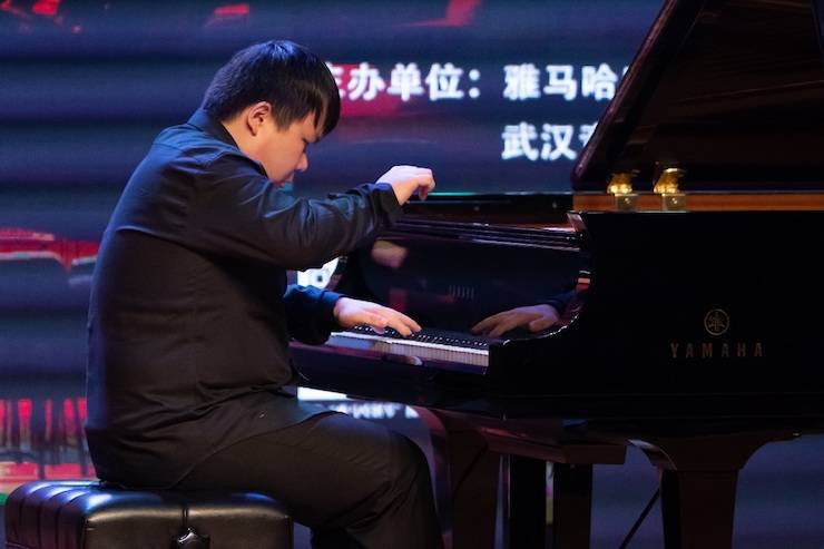 【精彩回顾】2018彩乐园亚洲音乐奖学金武汉音乐学院颁奖仪式——暨彩乐园艺术家王雁大师班及彩乐园特邀艺术家王心源钢琴音乐会举办