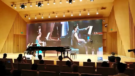 活动报道 | “科技助力，跨越时空”，小鹿纯子携手刘明康共享中日音乐盛宴