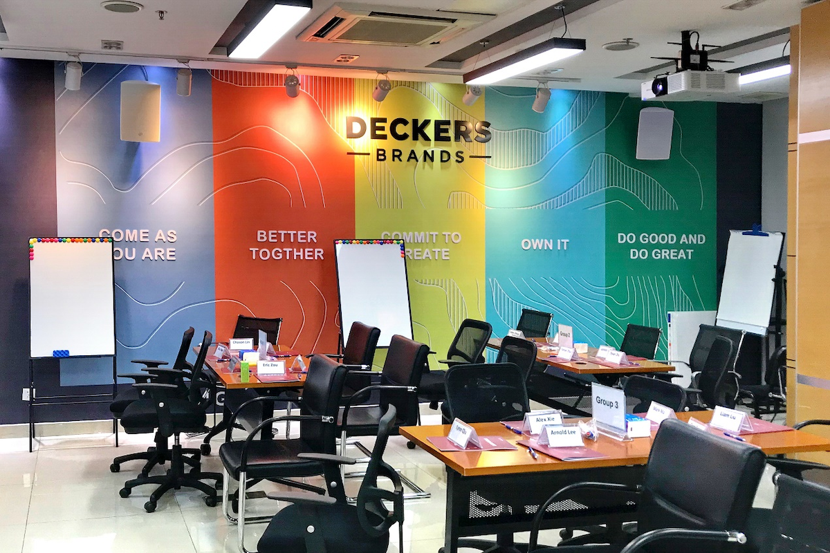 案例｜彩乐园ADECIA会议解决方案协助跨国公司Deckers实现多种会议场景